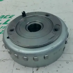 Foto de Plato magnetico Piaggio LIBERTY 125 3V referencia 67-23-42484 foto 4