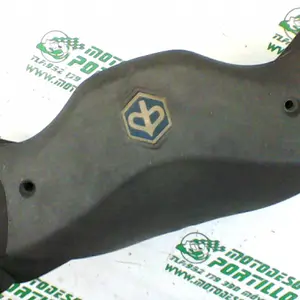 Foto de Embellecedor del manillar Piaggio X8 125 referencia 295-20-37710 foto 15