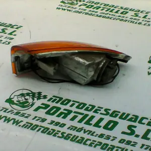 Foto de Intermitente trasero izquierdo Piaggio FLY 125 4T referencia 75-19-18239 foto 3