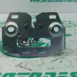 Foto de Cerradura del asiento Honda FORZA 125 referencia 396-25-49003 foto 1