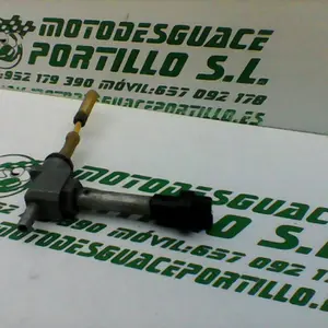 Foto de Grifo gasolina Peugeot Ludix 50 referencia 35-24-47142 foto 6
