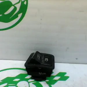 Foto de Interruptor de luz larga/corta Honda SH 125 referencia 18-16-49142 foto 9
