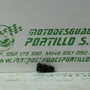 Foto de Interruptor de claxon Piaggio X8 125 referencia 86-19-18606