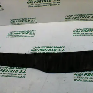 Foto de Alfombrilla izquierda Piaggio X8 125 referencia 295-20-37713 foto 3