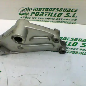 Foto de Soporte de pinza freno trasera Hyosung aquila 650 i referencia 27-19-19346 foto 3
