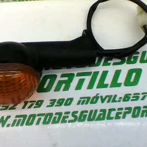 Foto de Intermitente trasero derecho Peugeot Ludix 50 referencia 71-19-19081 foto 6