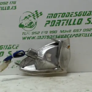 Foto de Intermitente delantero derecho Kymco Grand dink 125 referencia 166-20-36174 foto 2
