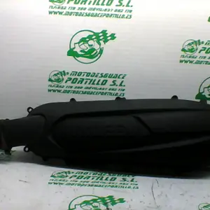 Foto de Tapa de cárter Kymco Super Dink 125 referencia 360-23-48047 foto 3