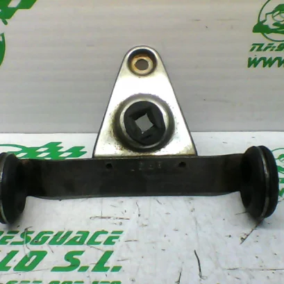 Foto de Soporte de faro Suzuki GN 250 referencia 192-17-33170