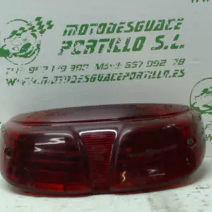 Foto de Piloto trasero Peugeot Trekker 50 referencia 182-18-34261 foto 6