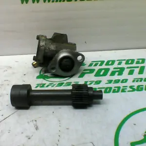 Foto de Bomba de aceite Suzuki Katana 50 referencia 320-23-45230