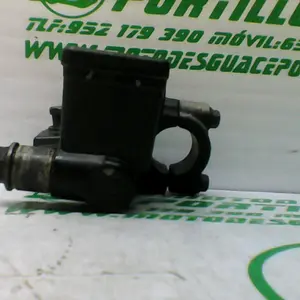 Foto de Bomba de freno delantero Yamaha YBR 125 i referencia 171-21-30489 foto 5