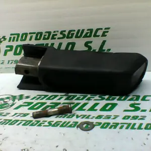 Foto de Reposapies trasero derecho Honda S-wing 125 referencia 241-19-22756 foto 6