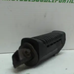 Foto de Reposapies trasero izquierdo Suzuki GS 500 E referencia 290-20-36932