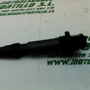 Foto de Pipeta/Bobina Suzuki Gsr 600 referencia 26-16-18505 foto 8