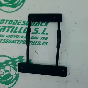 Foto de Soporte portamatricula Benelli MACIS referencia 324-22-39967 foto 2