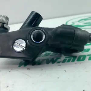 Foto de Soporte de retrovisor izquierdo Honda CB 500XA referencia 415-23-47802 foto 3