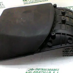 Foto de Asiento trasero Peugeot Satelis 125 referencia 11-19-18955 foto 2