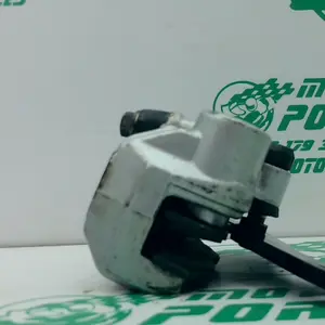 Foto de Pinza de freno delantera Kymco Bet&win 125 referencia 321-19-38859 foto 2