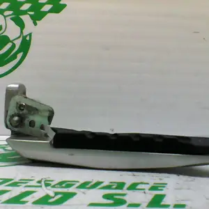 Foto de Reposapies trasero derecho Honda SH 300 I referencia 364-23-46137 foto 3