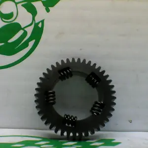 Foto de Piñón del cigueñal Yamaha Xenter 125 referencia 446-22-40684 foto 3