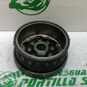 Foto de Plato magnetico Aprilia Sport city 250 inyeccion 09-10 referencia 109-21-39560 foto 3