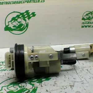 Foto de Bomba gasolina Piaggio MP3 250 RL referencia 397-21-40203 foto 3
