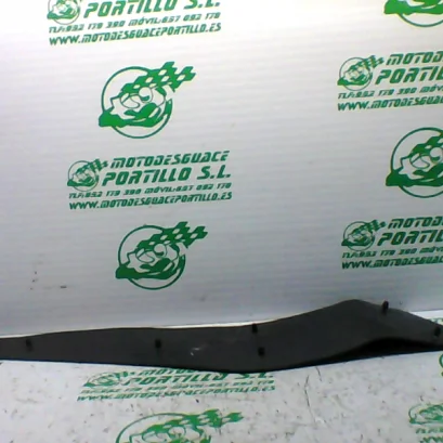 Foto de Alfombrilla derecha Malaguti PHANTOM F12 referencia 380-21-41602