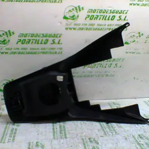 Foto de Carcasa bajo asiento Peugeot Satelis 125 referencia 253-18-16634 foto 3