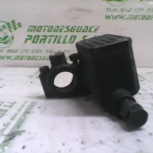 Foto de Bomba de freno trasero Aprilia Sport city 250 inyeccion 09-10 referencia 109-21-31711 foto 3