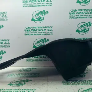 Foto de Porta-casco Honda PS 125 referencia 106-24-47738 foto 14
