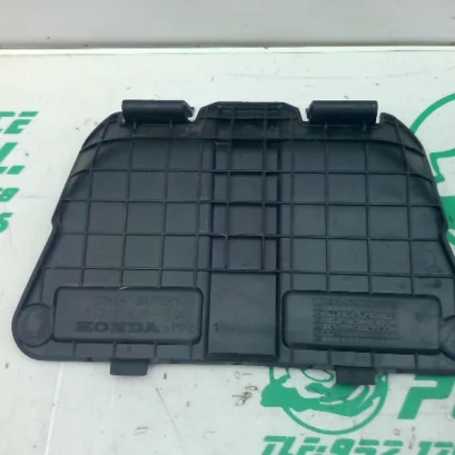 Foto de Tapa batería Honda PCX 2017 referencia 231-24-48466