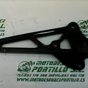 Foto de Estribera derecha Honda CB 450 DX referencia 277-18-18525 foto 1