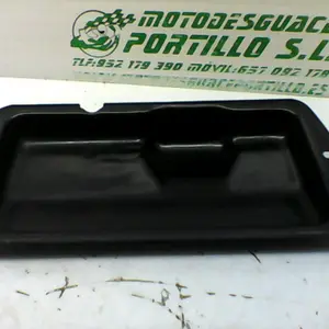 Foto de Tapa del motor de arranque Suzuki GS-500-F referencia 166-19-21566 foto 2