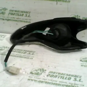 Foto de Intermitente delantero derecho Sym VS 125 09 referencia 104-17-9086