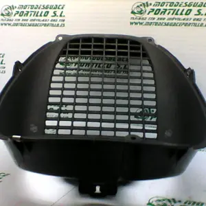 Foto de Protector de radiador Piaggio X8 125 referencia 295-20-37715 foto 10