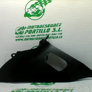 Foto de Carcasa lateral derecha Suzuki Gsr 600 referencia 38-20-36191 foto 2