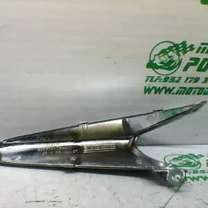 Foto de Embellecedor de carcasa trasera derecha Honda SH MODE referencia 413-21-32598 foto 2