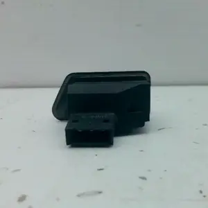 Foto de Interruptor de intermitente Kymco MILER 125I referencia 151-24-48060 foto 2
