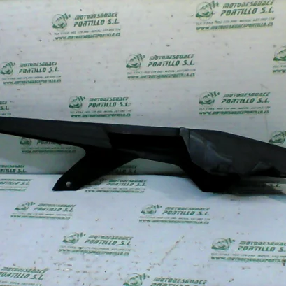 Foto de Cubre cadena Honda CBR650 FA referencia 104-18-13332