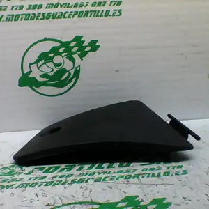 Foto de Puerta de guantera Kymco Xciting 500 referencia 70-23-43302 foto 2