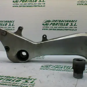 Foto de Basculante Honda Silver wing 600 referencia 122-19-20302 foto 3