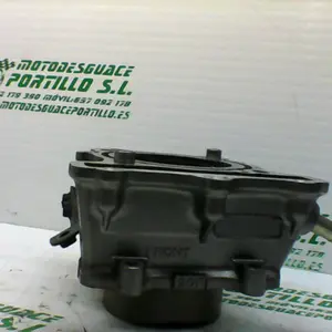 Foto de Cilindro y pistón Suzuki V Strom 650 referencia 144-19-21253 foto 2