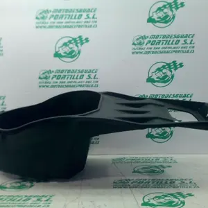 Foto de Porta-casco Honda PS 125 referencia 106-24-47738 foto 17