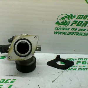 Foto de Tubo admisión Yamaha X MAX 125 referencia 304-21-31398 foto 5