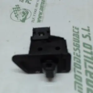 Foto de Interruptor de intermitente Peugeot Tweet 50 4T referencia 164-23-45663 foto 2