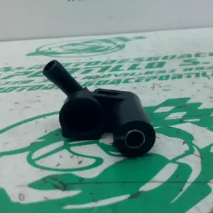 Foto de Conector del inyector Peugeot TWEET 125 15-18 referencia 165-23-46296 foto 2