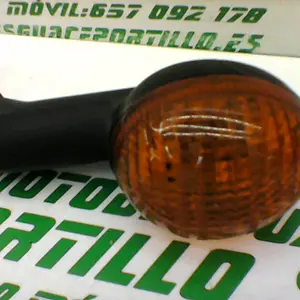 Foto de Intermitente trasero derecho Peugeot Ludix 50 referencia 71-19-19081 foto 20