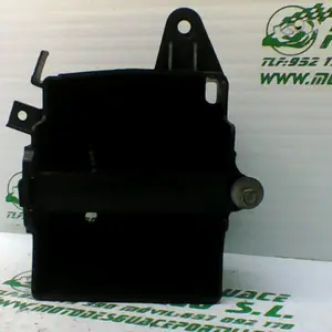 Foto de Caja batería Honda CBF 250 referencia 214-19-23167 foto 4