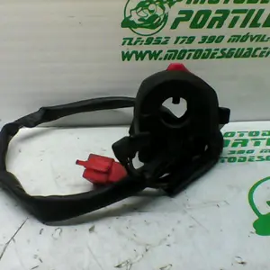 Foto de Piña derecha Sym JOYMAX 300I referencia 305-21-31765 foto 1